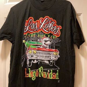 Los Lobos Llegó Navidad Shirt